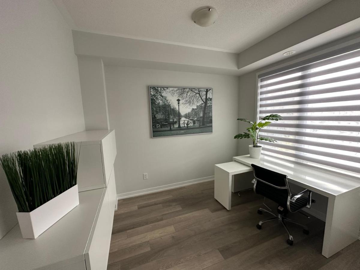 Modern Townhouse, Vaughan, Ontario, Canada Dış mekan fotoğraf